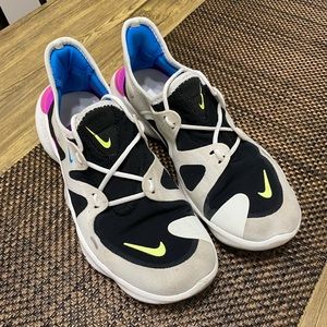 Nike Free RN Summit White